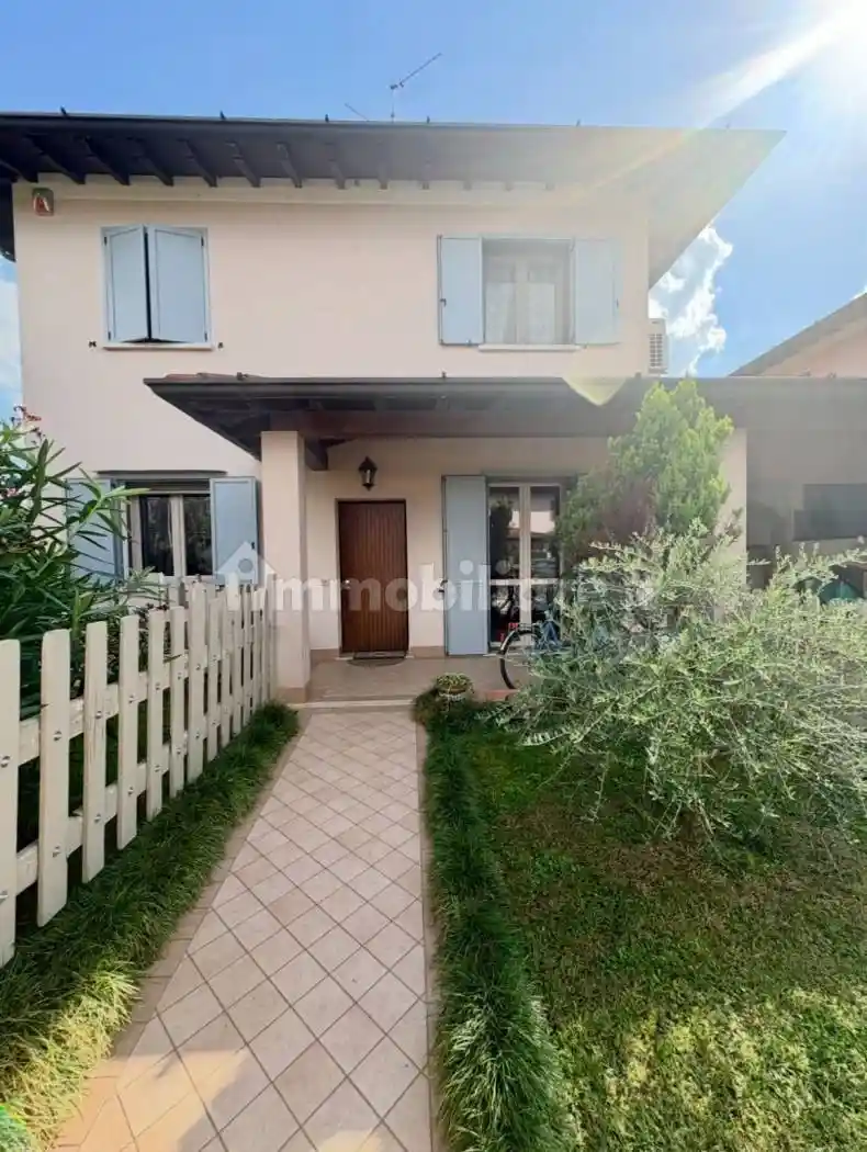 Villetta a schiera in vendita a Brandico