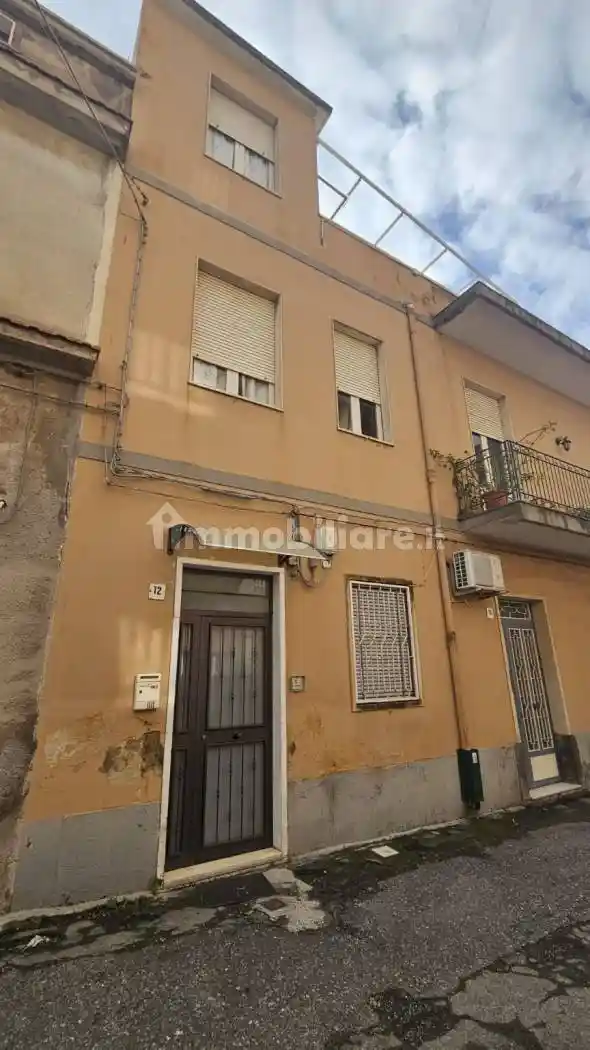 Appartamento in vendita a Acireale