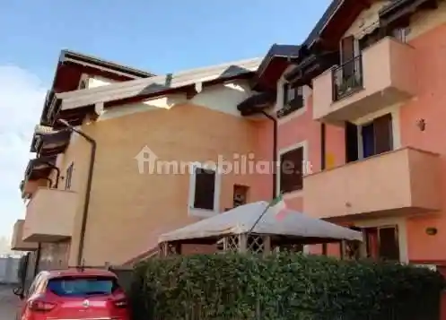 Appartamento in vendita a Ossona