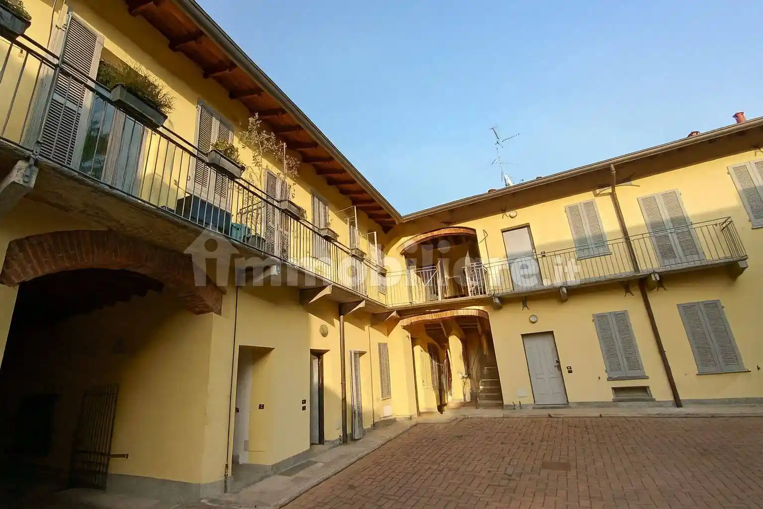 Appartamento in vendita a Legnano