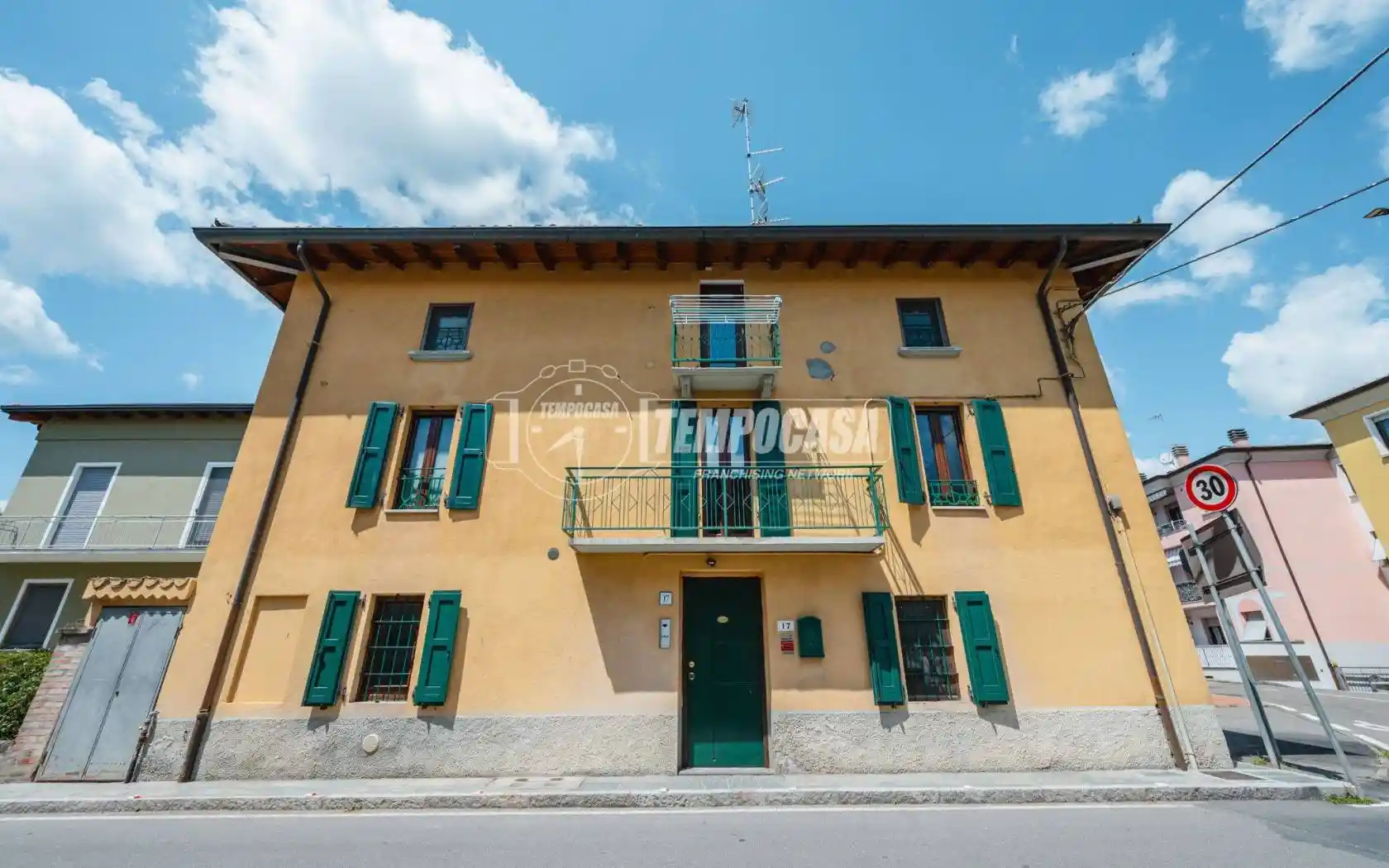 Villa in vendita a Medesano