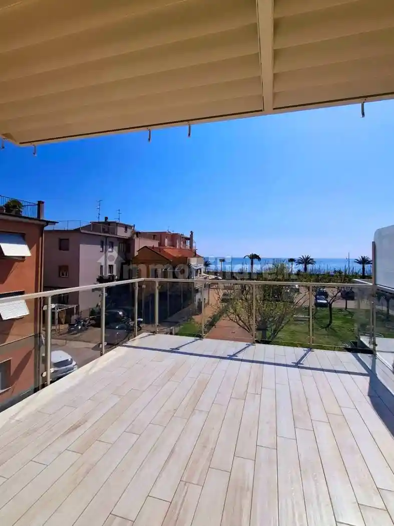 Appartamento in vendita a Pietra Ligure