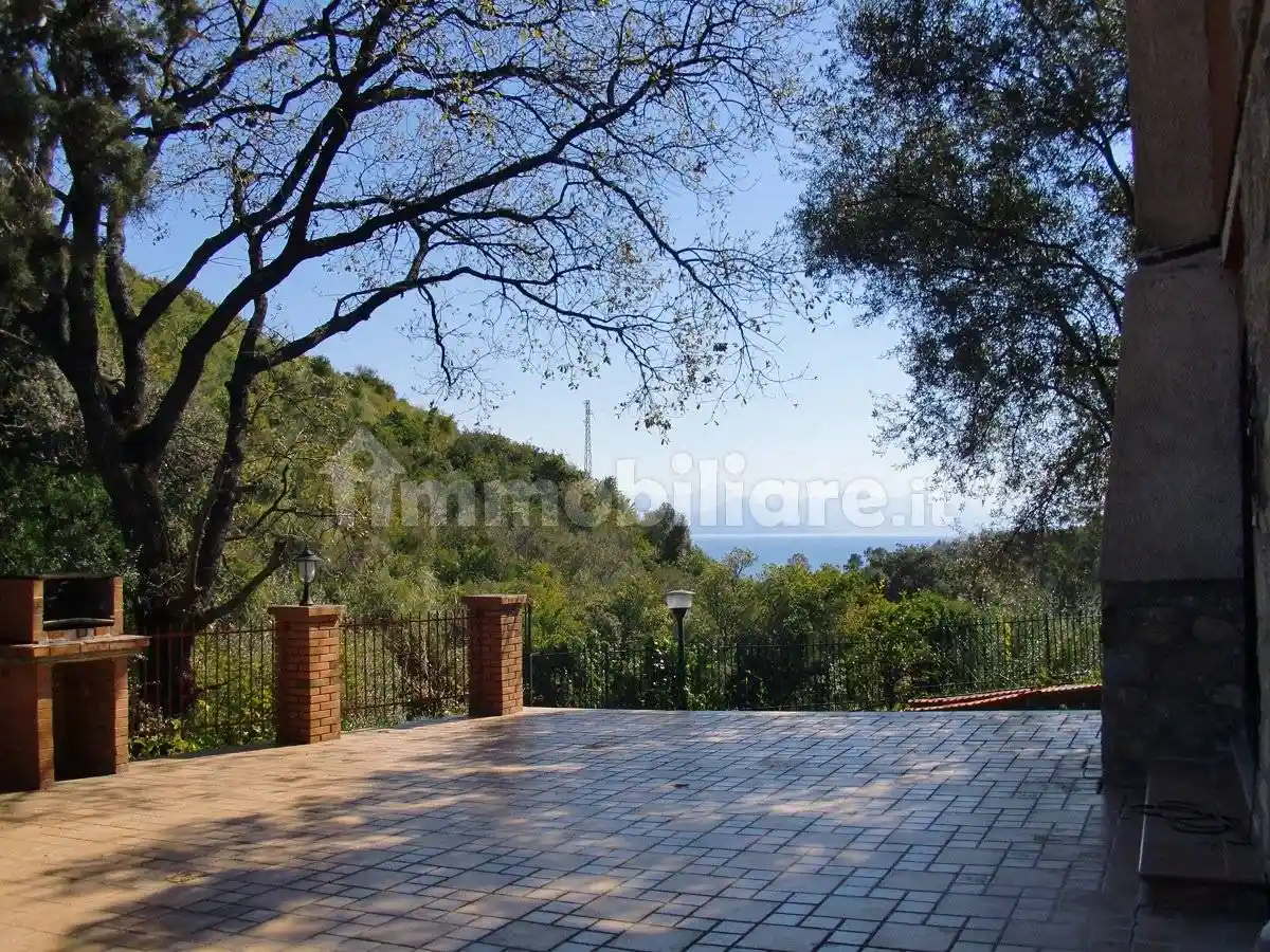 Villa in vendita a San Giovanni a Piro