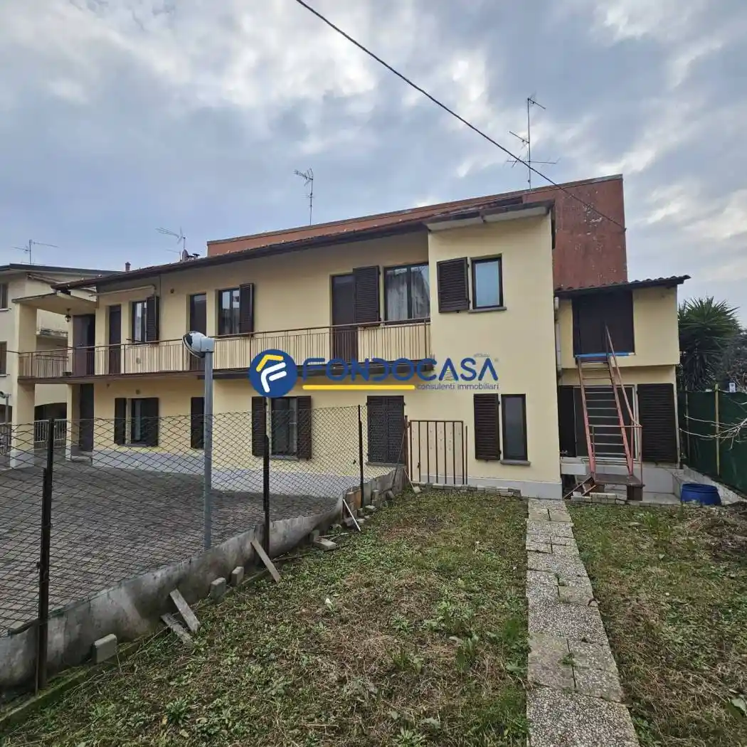 Appartamento in vendita a Calusco d'Adda