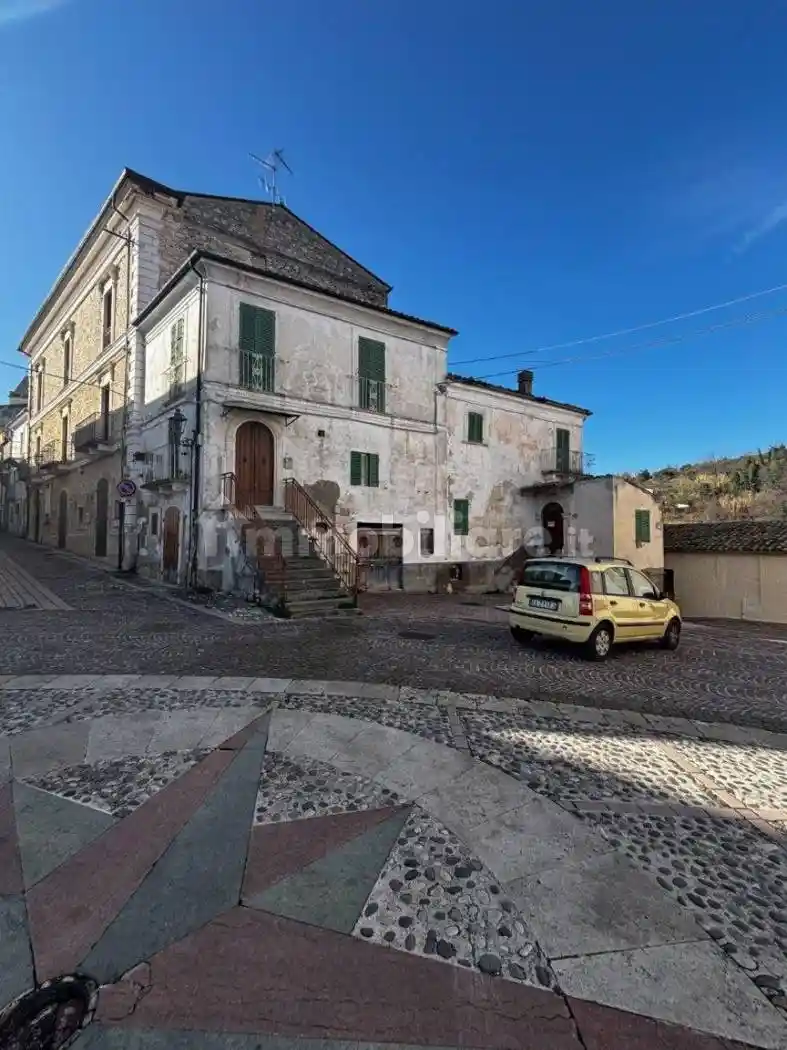 Rustico - Casale in vendita a Bolognano