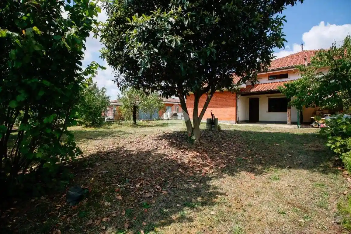 Villa in vendita a Rivarossa