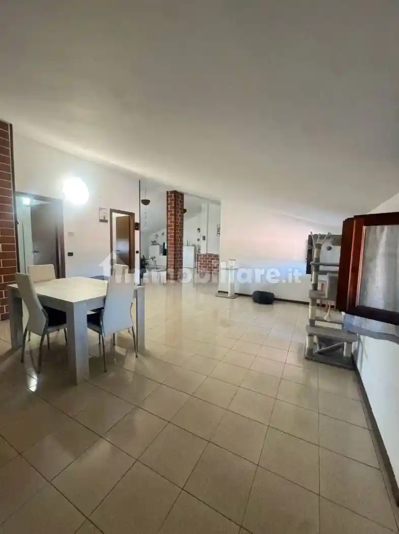 Appartamento in vendita a Zibido San Giacomo