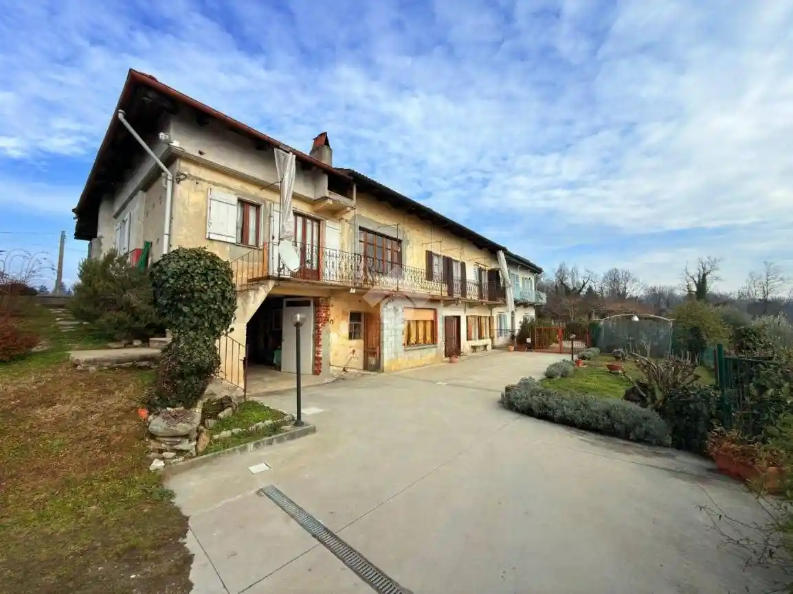 Casa indipendente in vendita a Castellamonte