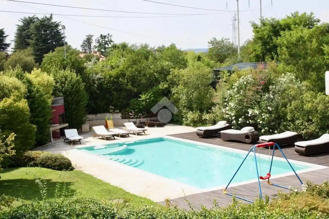 Villa in vendita a Sona