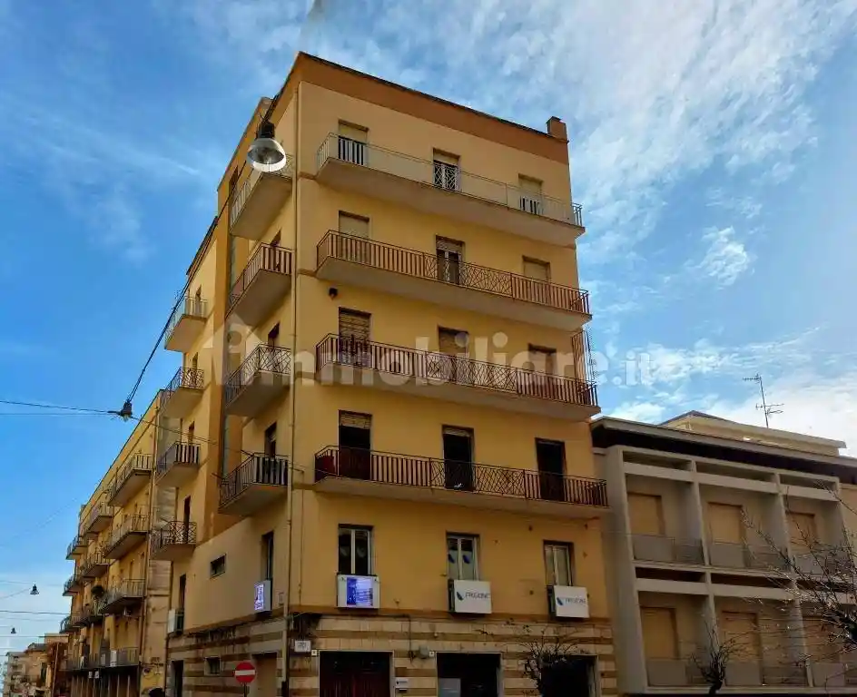 Appartamento in vendita a Acireale