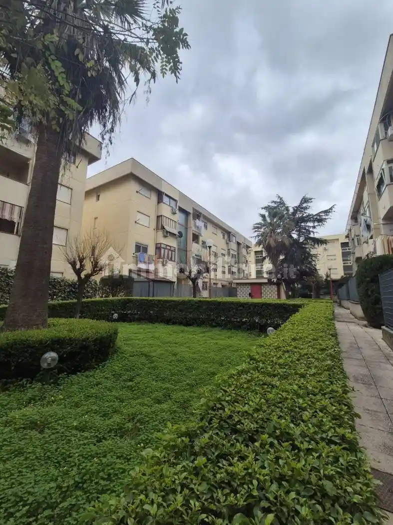 Appartamento in vendita a Palermo
