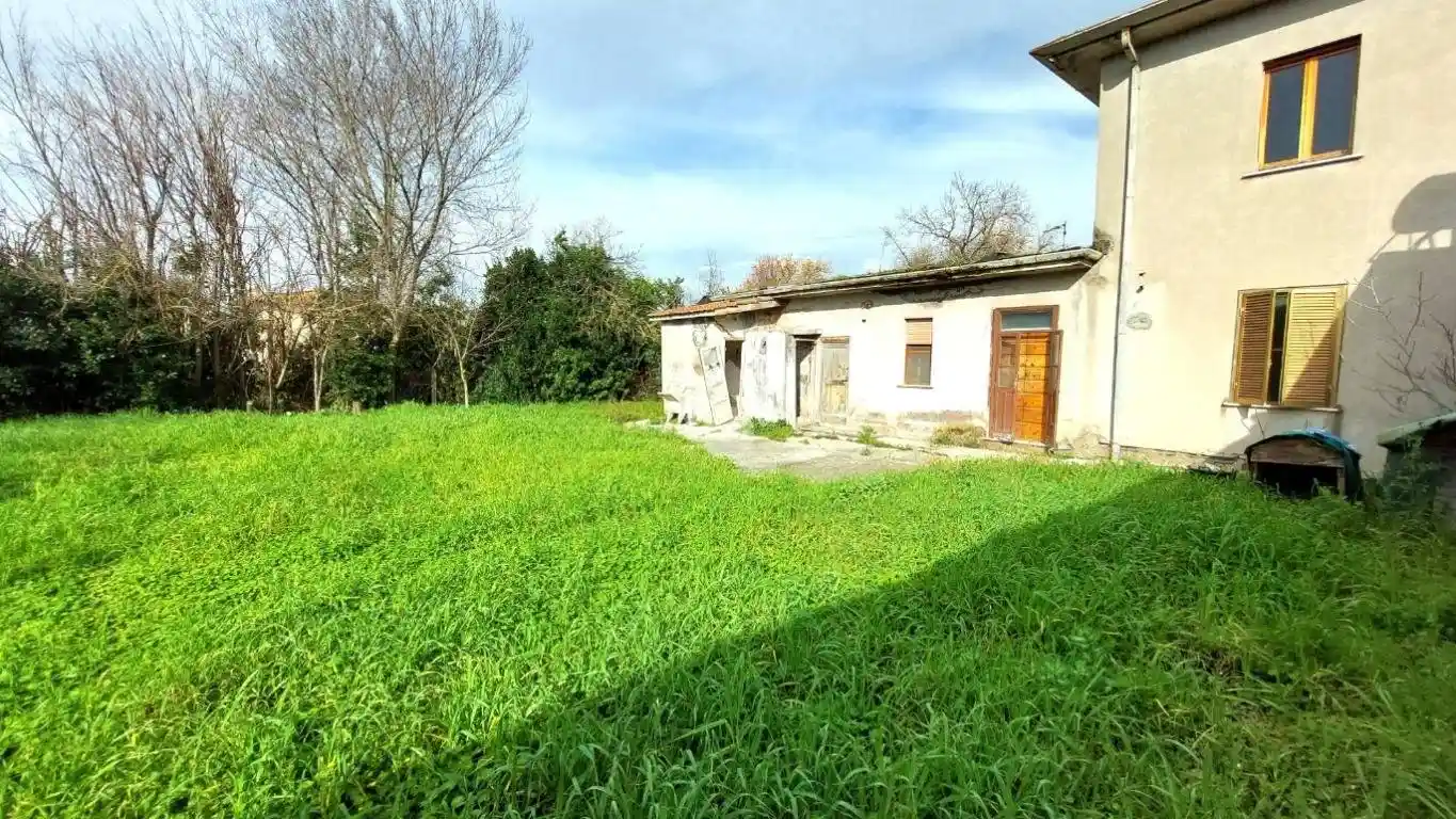 Casa indipendente in vendita a Latina