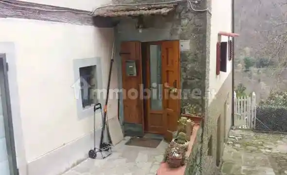 Appartamento in vendita a Londa