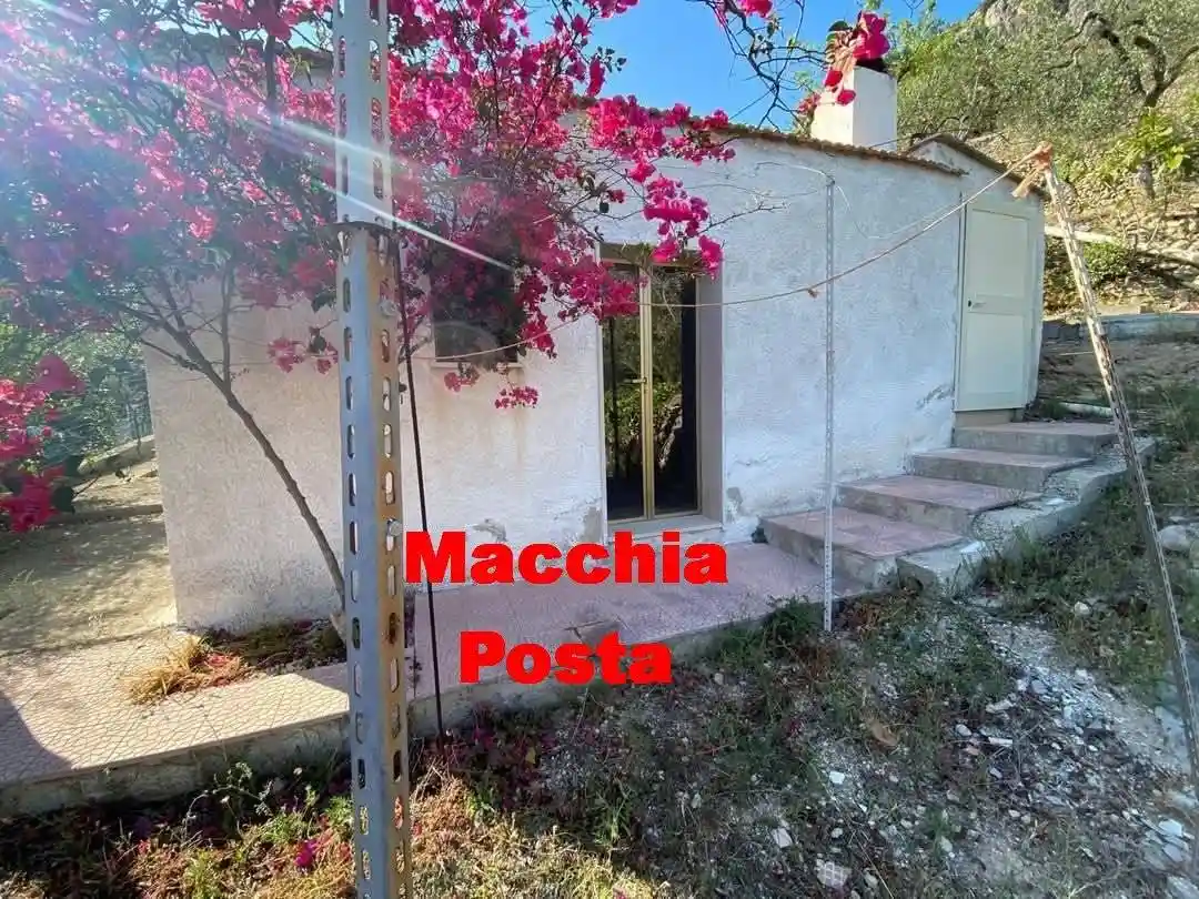 Rustico - Casale in vendita a Monte Sant'Angelo