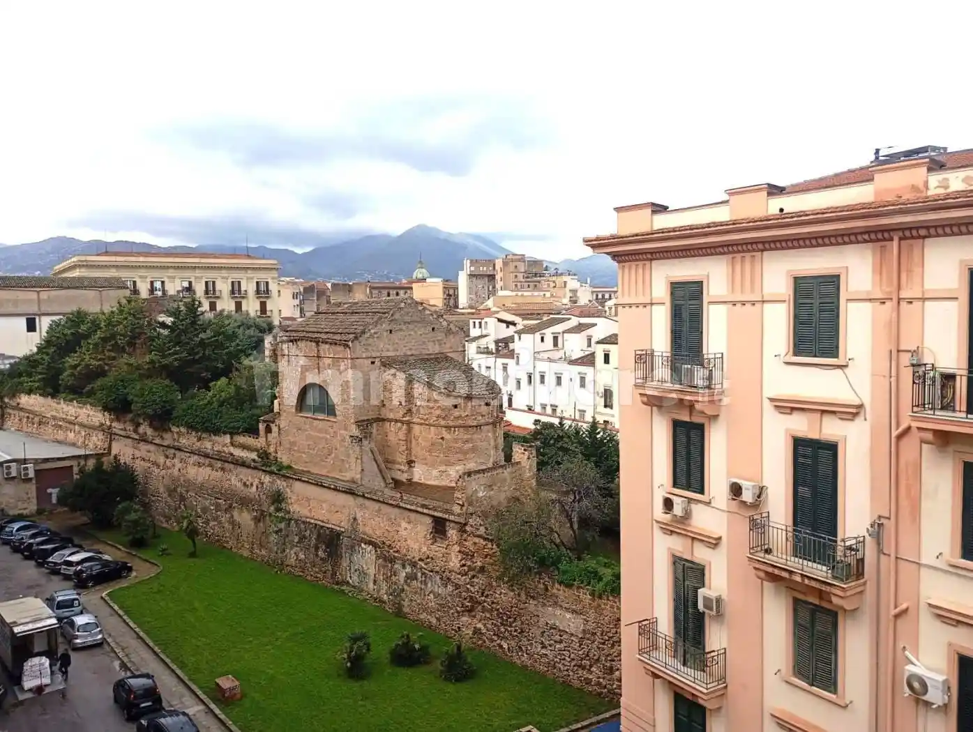 Appartamento in vendita a Palermo