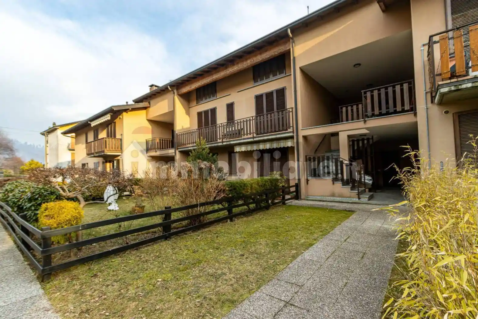 Appartamento in vendita a Caglio