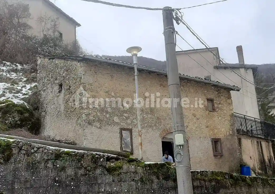 Rustico - Casale in vendita a Tagliacozzo