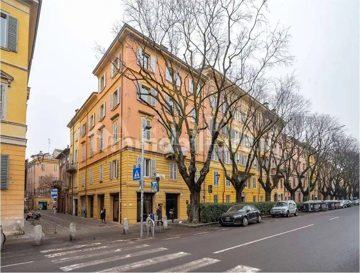 Appartamento in vendita a Modena