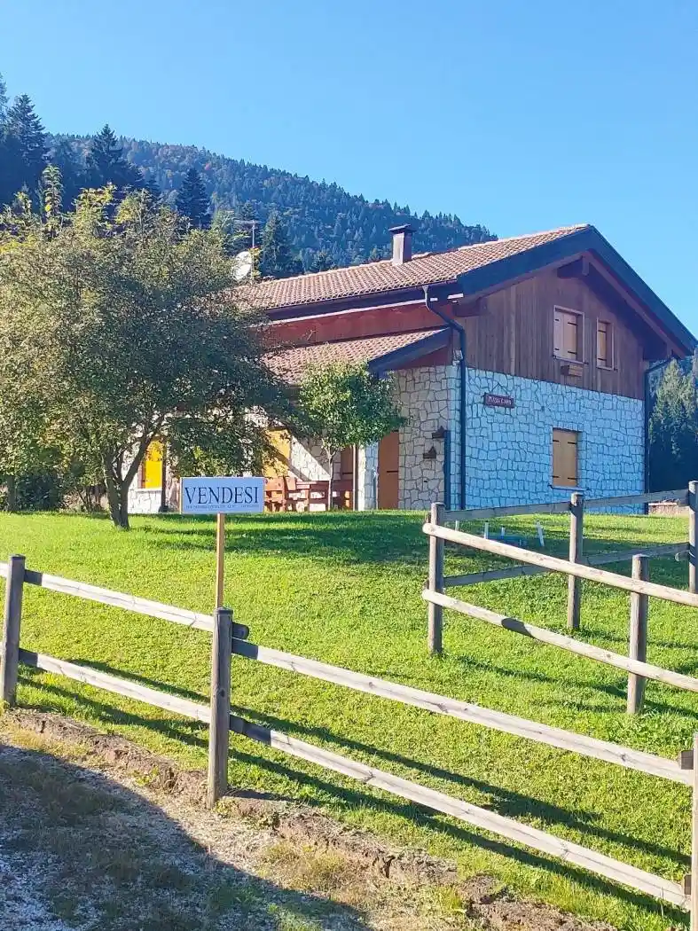 Villa in vendita a Cinte Tesino