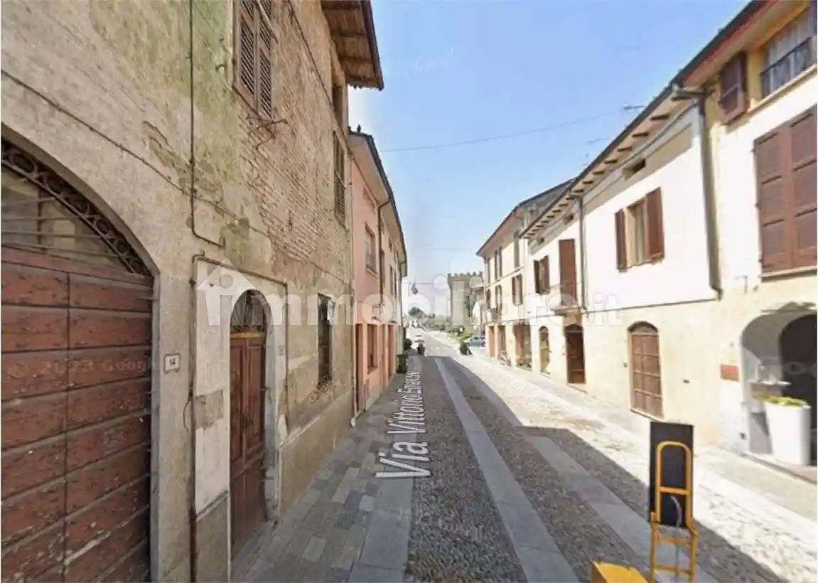 Palazzo - Stabile in vendita a Pizzighettone