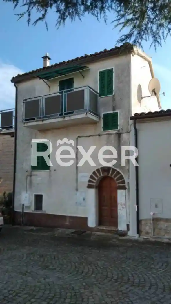 Casa indipendente in vendita a Rosora