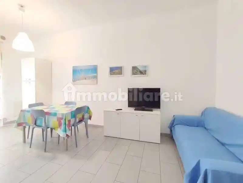 Appartamento in affitto a Follonica