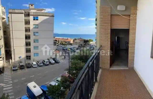 Appartamento in affitto a Follonica