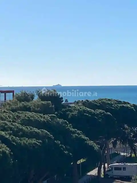 Appartamento in vendita a Follonica