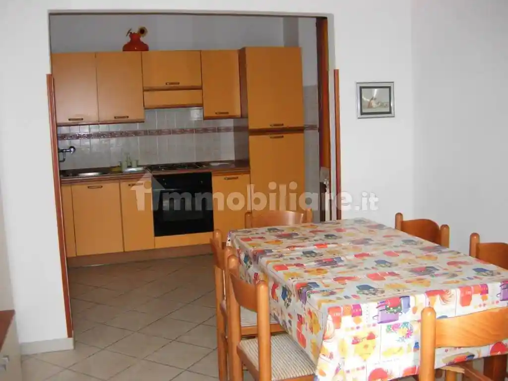 Appartamento in affitto a Follonica