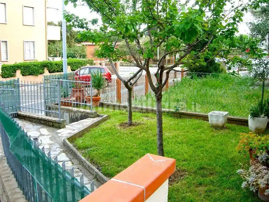 Appartamento in affitto a Follonica