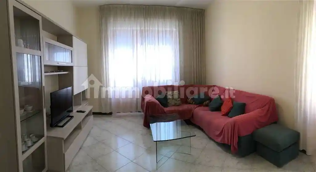 Appartamento in affitto a Follonica