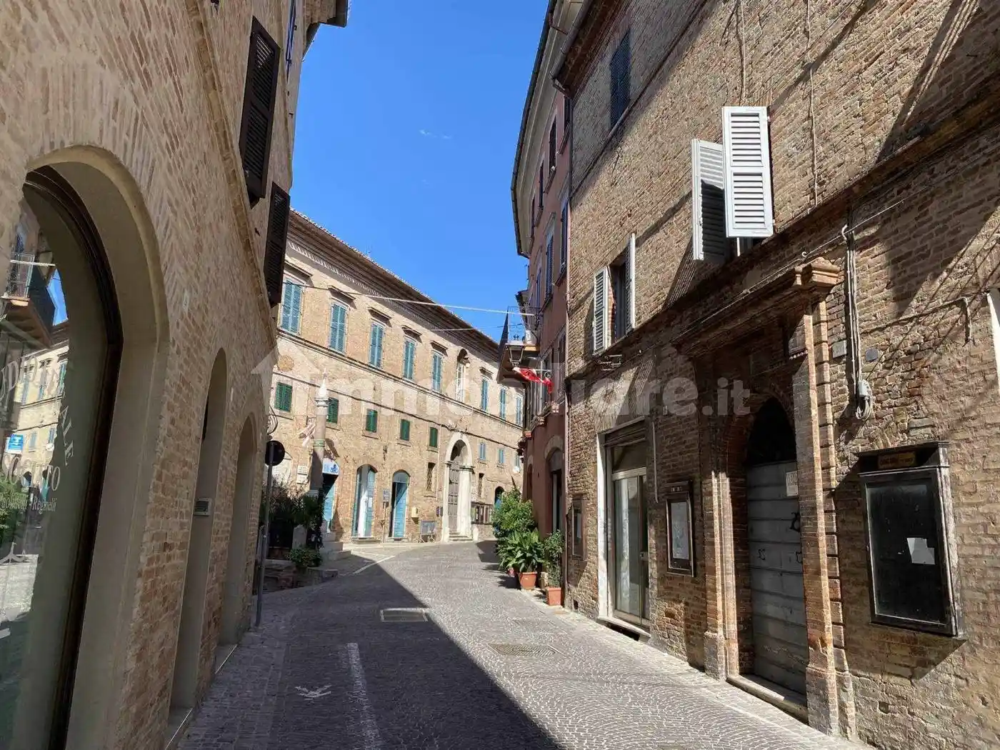 Appartamento in vendita a Ostra