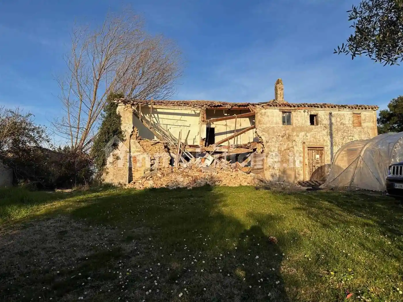 Rustico - Casale in vendita a Senigallia