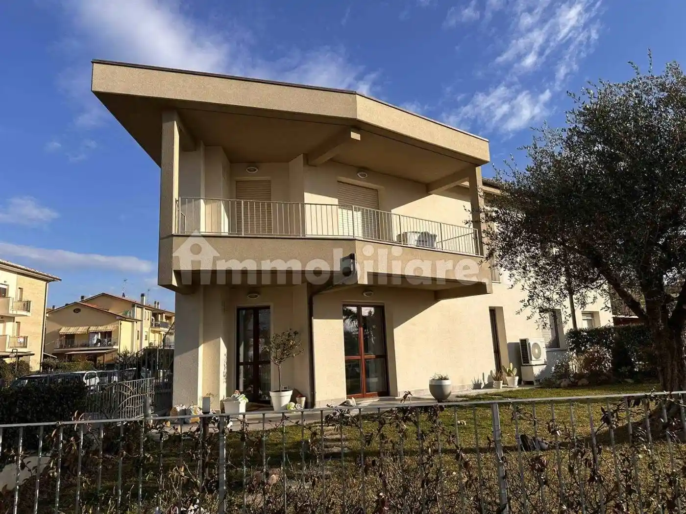 Appartamento in vendita a Ostra