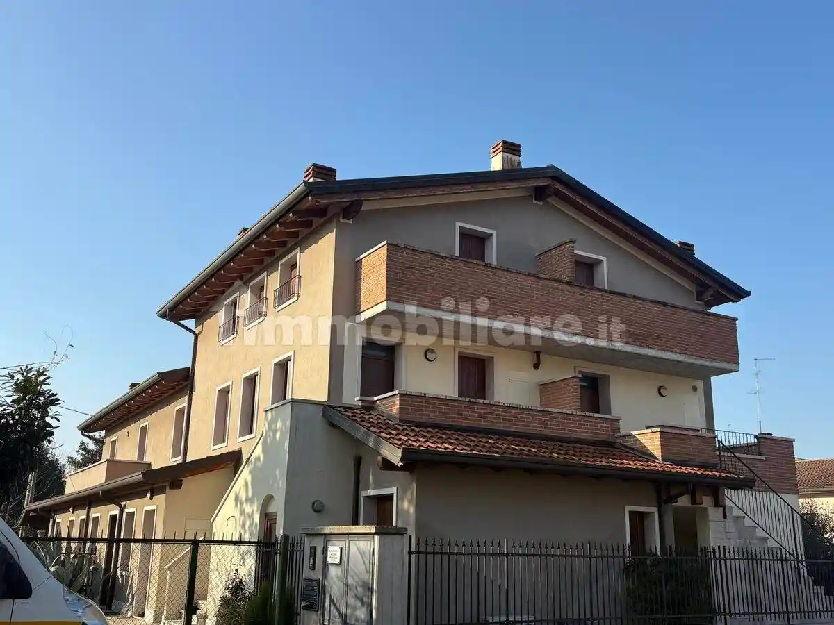 Appartamento in affitto a San Giovanni Lupatoto