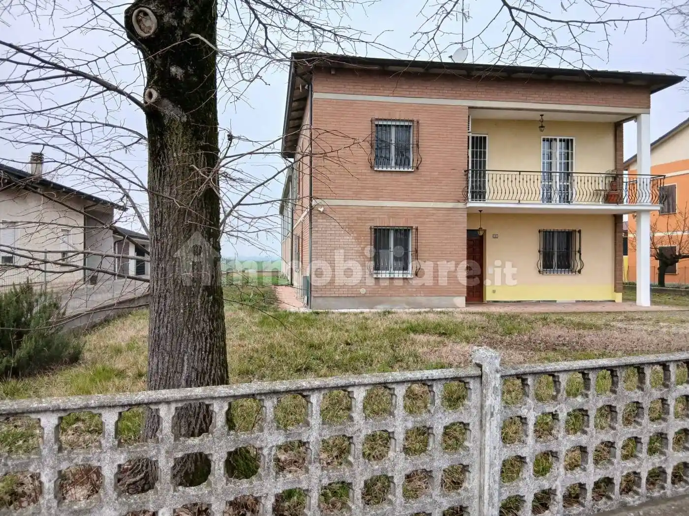 Villa in vendita a Cadelbosco di Sopra