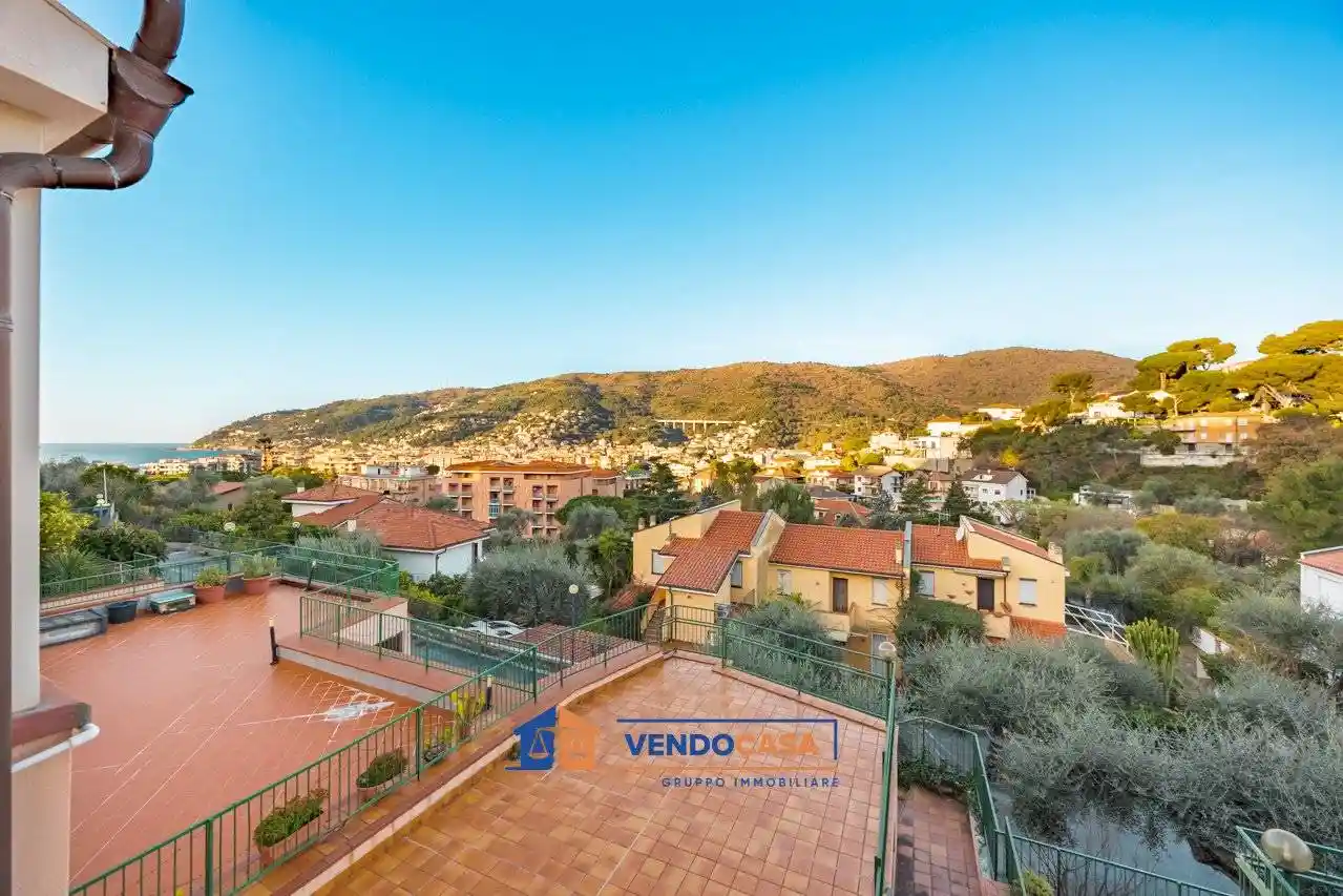 Appartamento in vendita a Andora