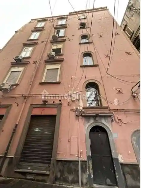Appartamento in vendita a Napoli