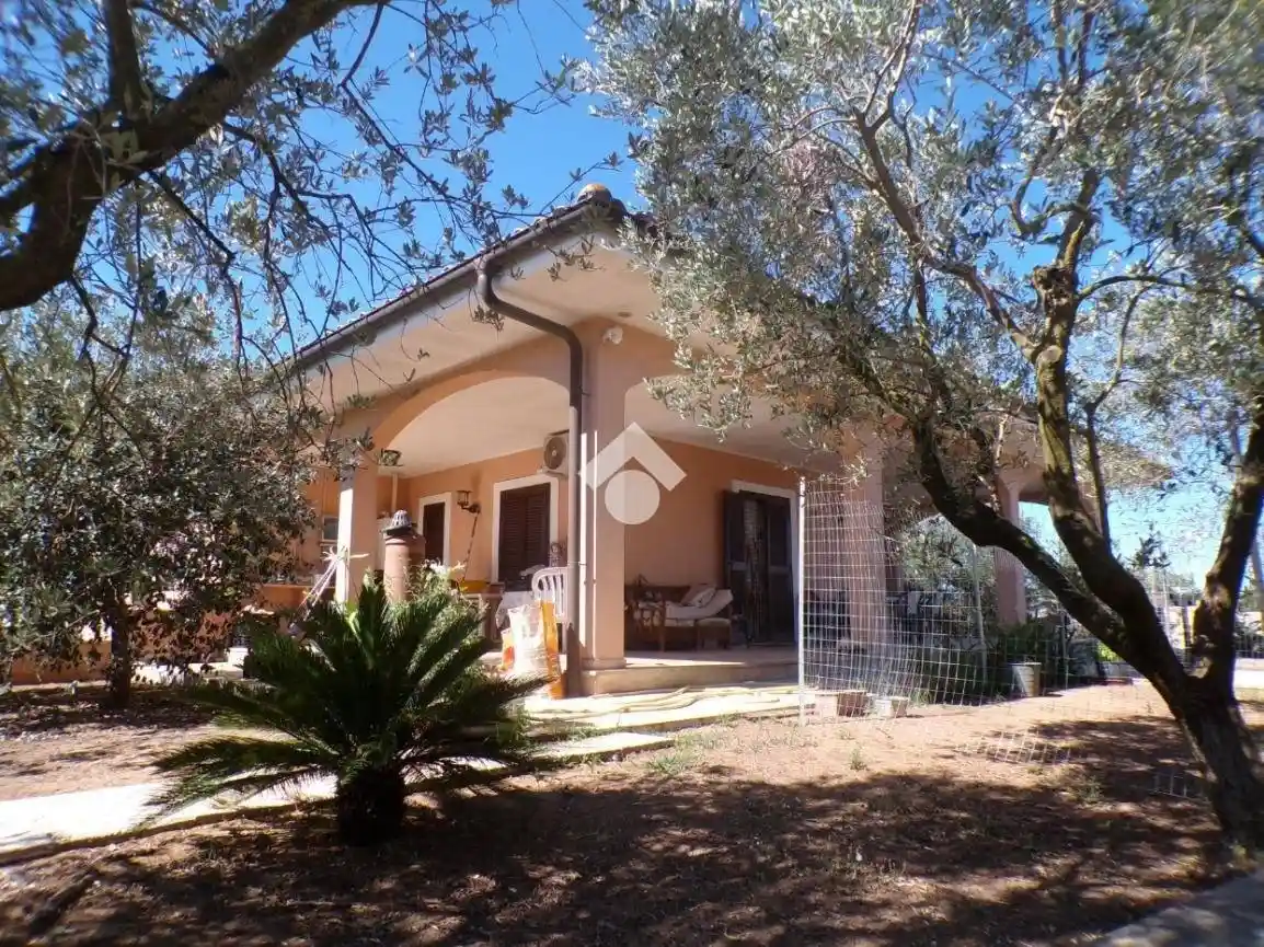 Villa in vendita a Nettuno