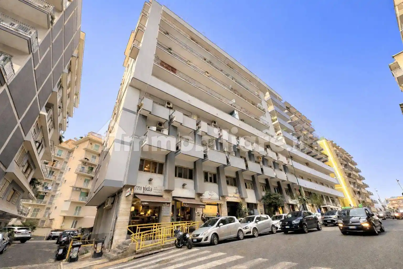 Appartamento in vendita a Napoli