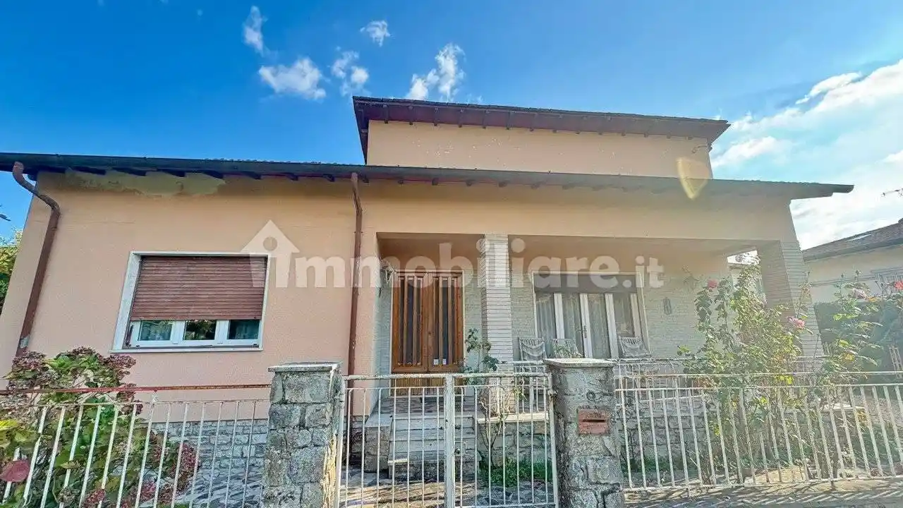 Villa in vendita a Pietrasanta