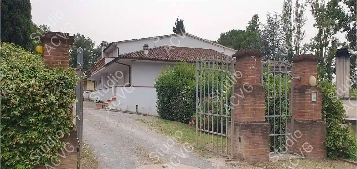 Villa in vendita a Peccioli