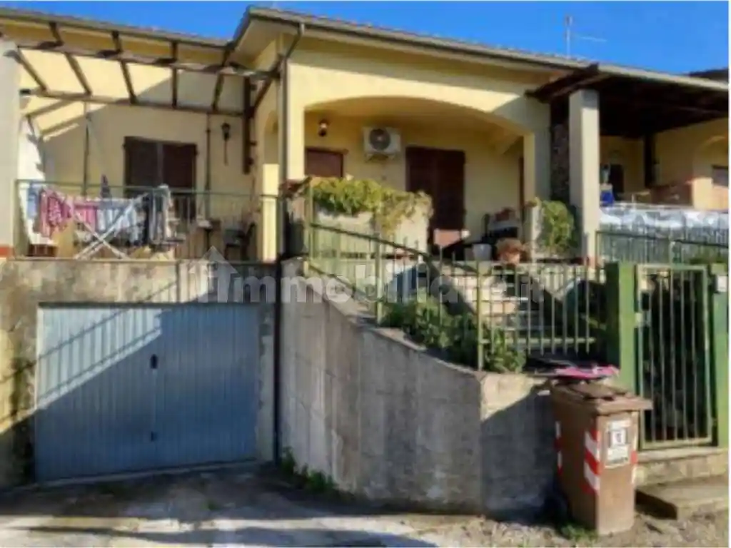 Villetta a schiera in vendita a Deruta