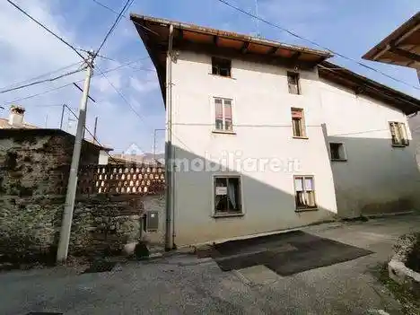 Appartamento in vendita a Torreano