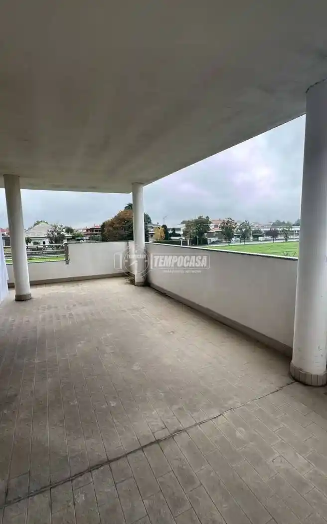 Appartamento in vendita a Bareggio