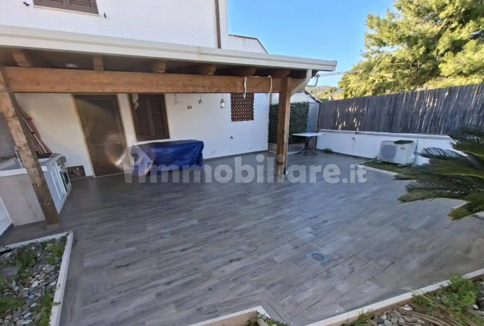 Appartamento in vendita a Roseto Capo Spulico