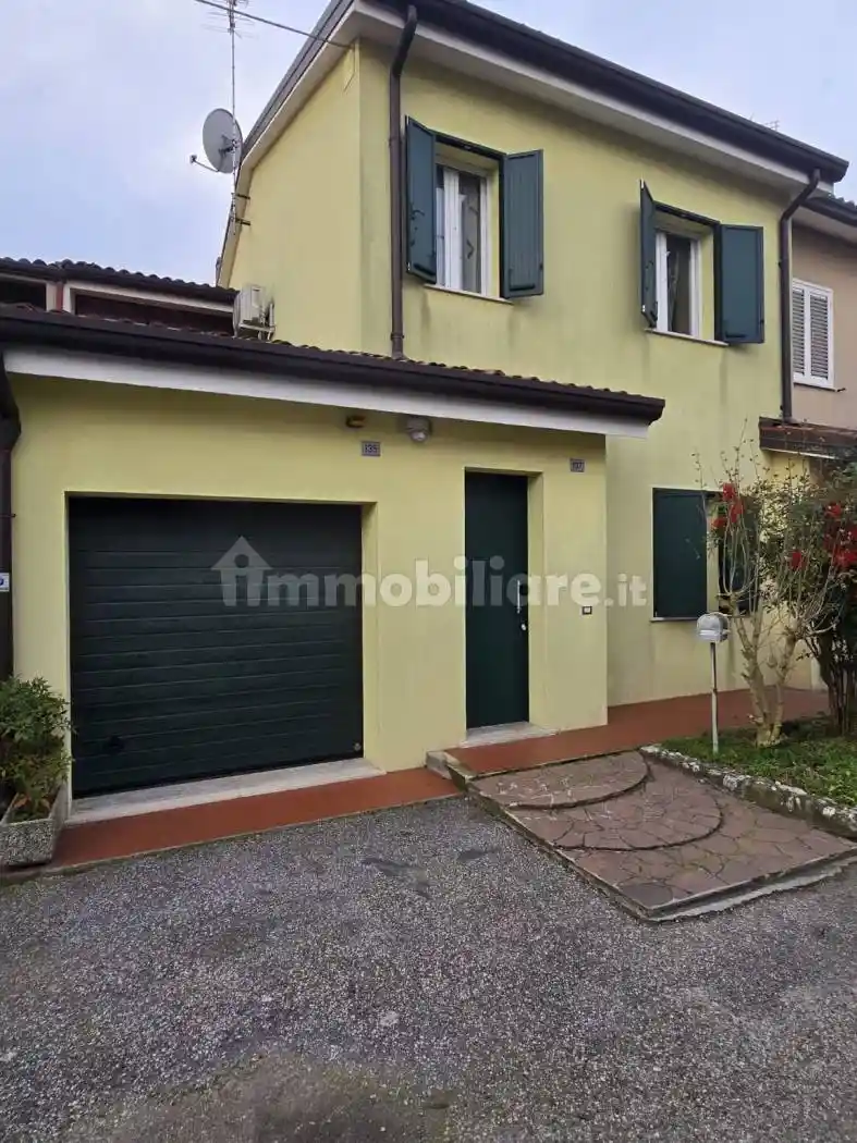 Villetta a schiera in vendita a Sermide e Felonica