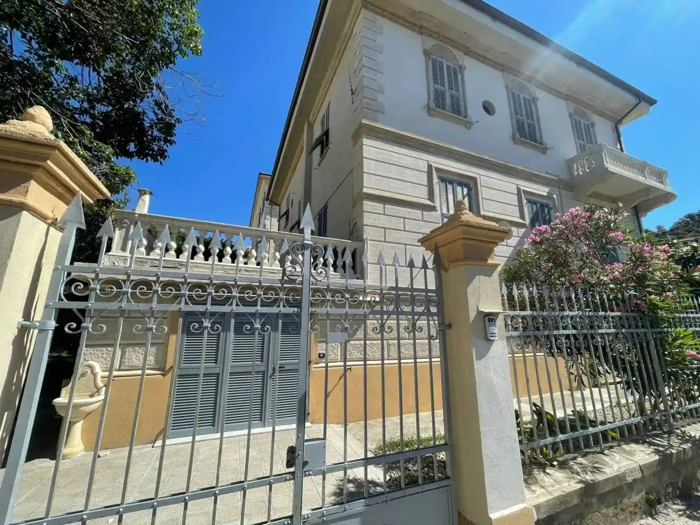 Appartamento in vendita a Sestri Levante