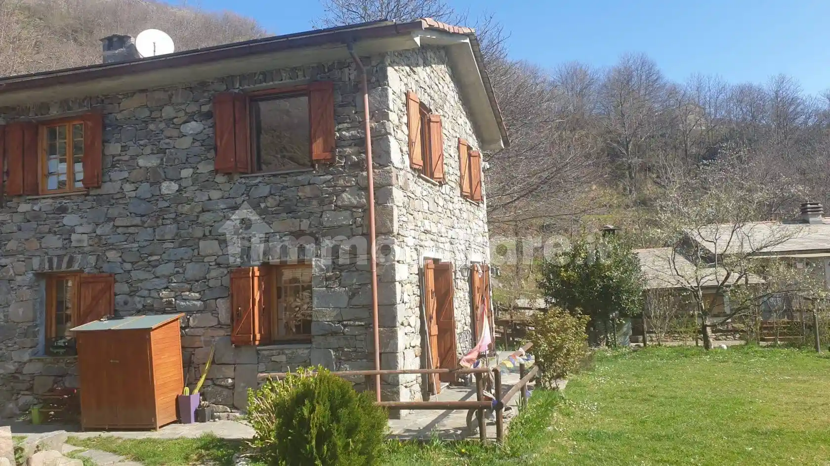 Villa in vendita a San Colombano Certenoli