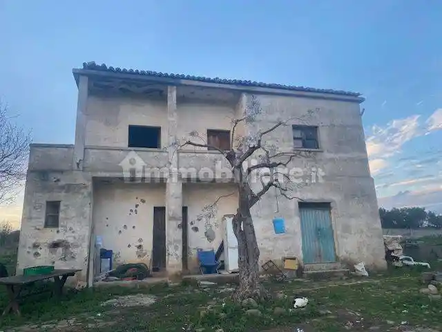 Rustico - Casale in vendita a Montegiordano